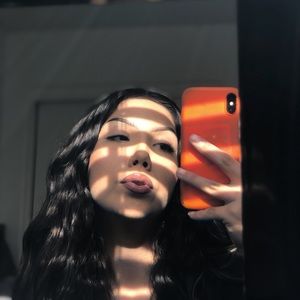 Meet your Posher, Alize